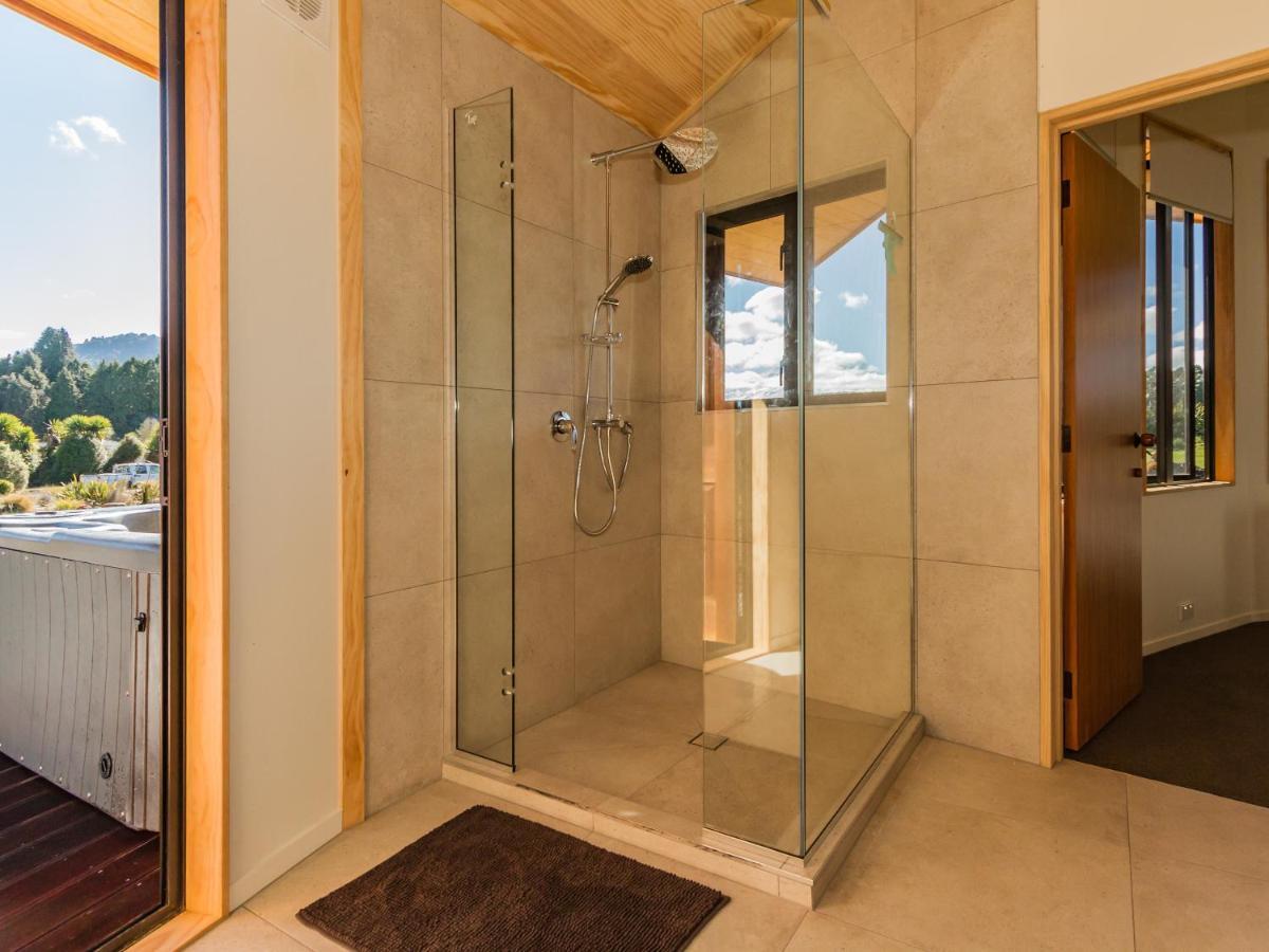 Heavenly Spa Views - Ohakune Holiday Home Екстер'єр фото
