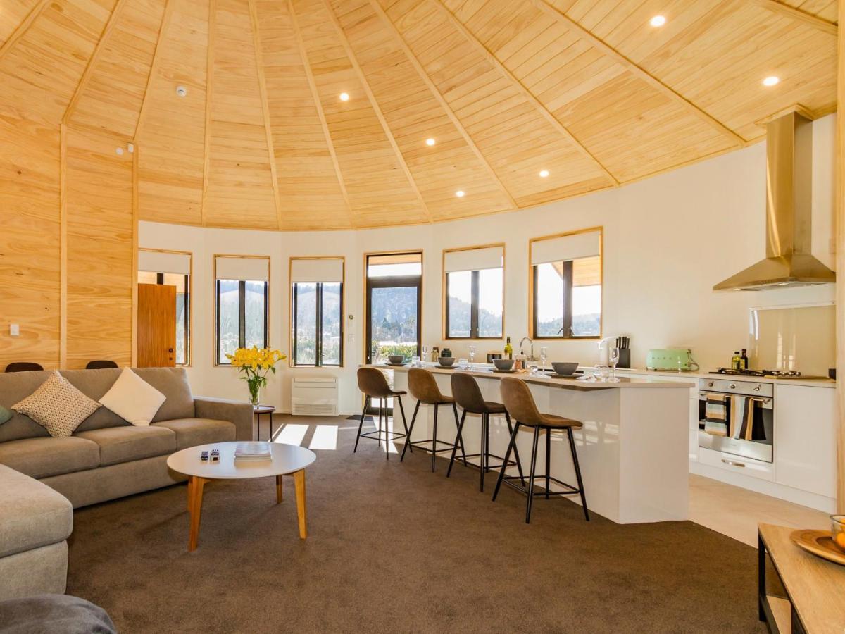 Heavenly Spa Views - Ohakune Holiday Home Екстер'єр фото